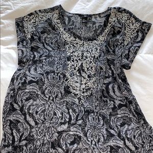 Embroidered shorts sleeve mini dress